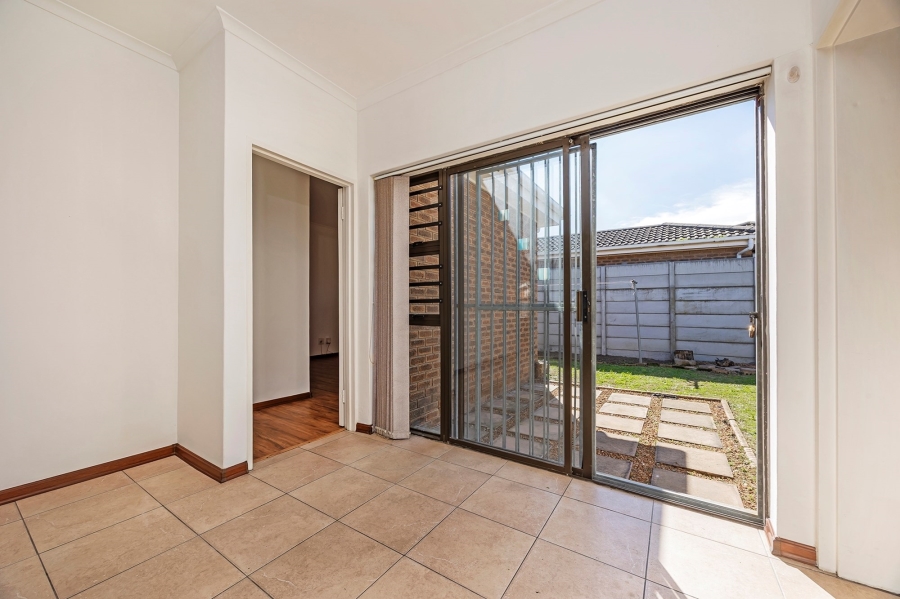 3 Bedroom Property for Sale in Zonnendal Western Cape